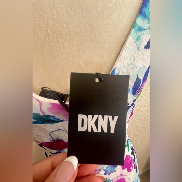 NWT DKNY Belted Floral Hi Low Hem Sheer Lined Sleeveless Dress Size 2 - Picture 11 of 11